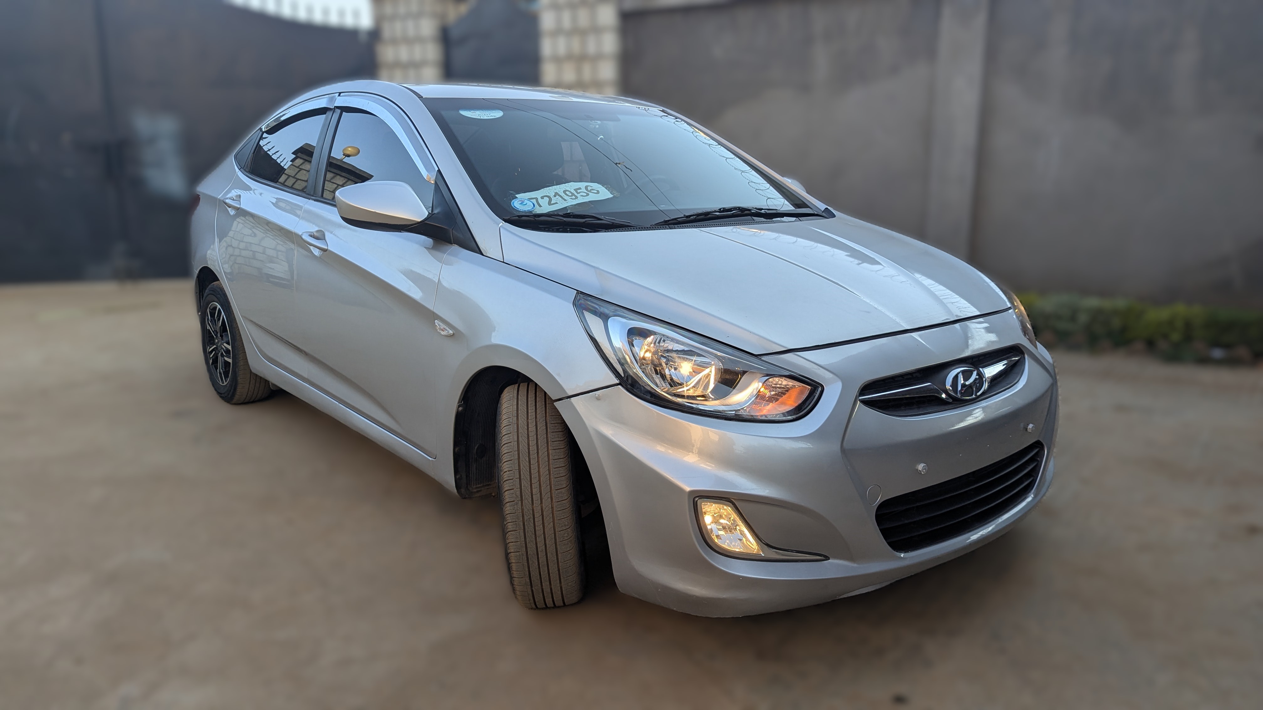 Hyundai Accent 2014 importée par NOOM'S AUTO
