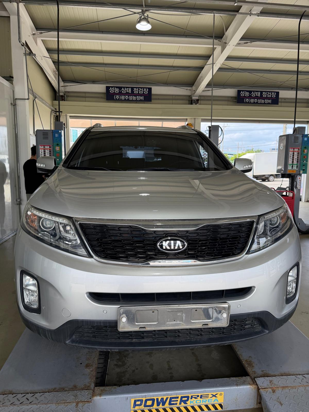 Kia Sorento 2013 importée par NOOM'S AUTO